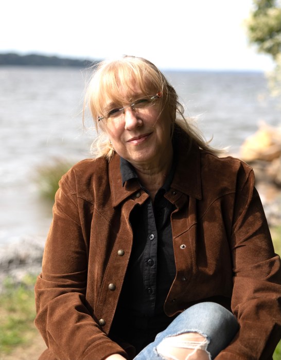 Roseanne Frank, a longtime educator and author has just released a new children's book, "O'win and the Moon," that aims to teach kids about a lunar eclipse.