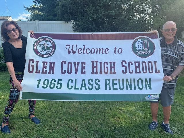 Coordinator Marie Datil Divencenzo (L.) and Treasurer Arnie Steinberg (R.) lead the Glen Cove High School 60th Reunion Committee.