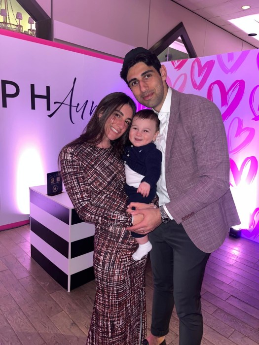 Gabriella Orbach (L.), Cody Cohen (R.) and their son Myles Cohen (M.).