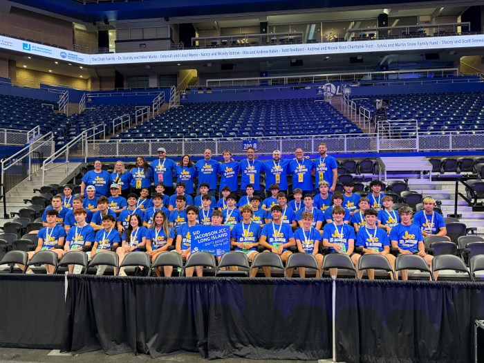 Athletes representing Sid Jacobson JCC at the Maccabi Campus Games.