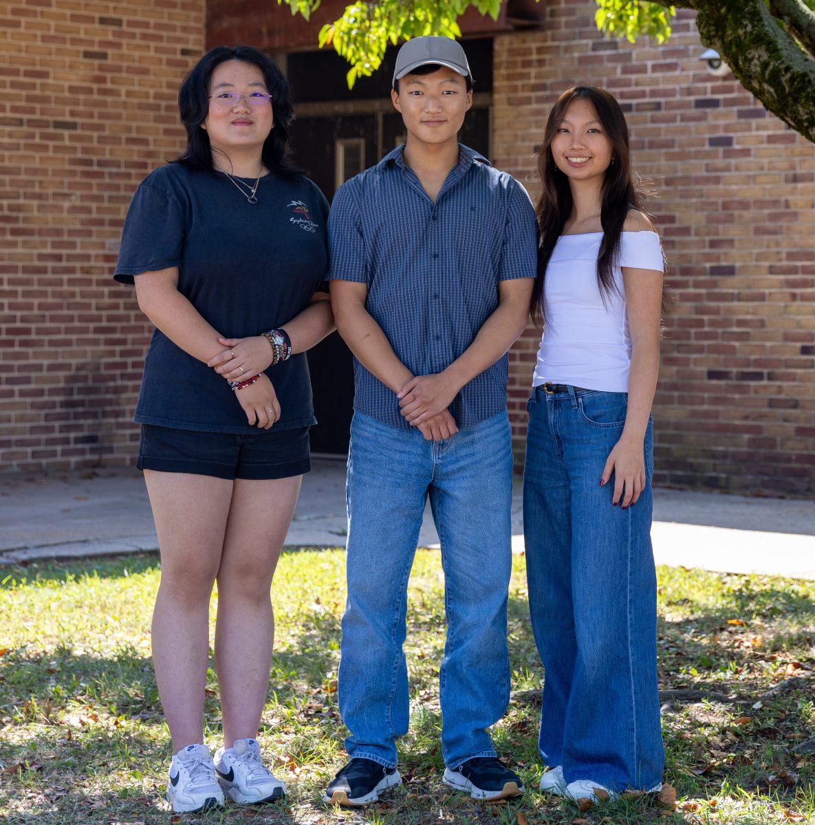 Syosset High School seniors Grace Lu, Ethen Hong, and Melody Chen (L. to R.) were named 2025-2026 Scholar-Artists.