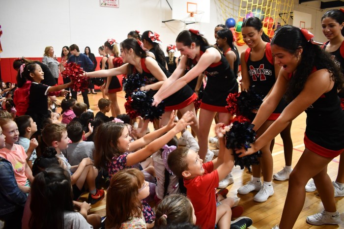 4 Meadow Drive Pep Rally54