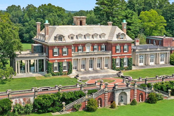 Gatsby mansions