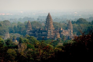 Bike-Cambodia-L_020625_098e2 (c) Karen Rubin-Angkor Wat