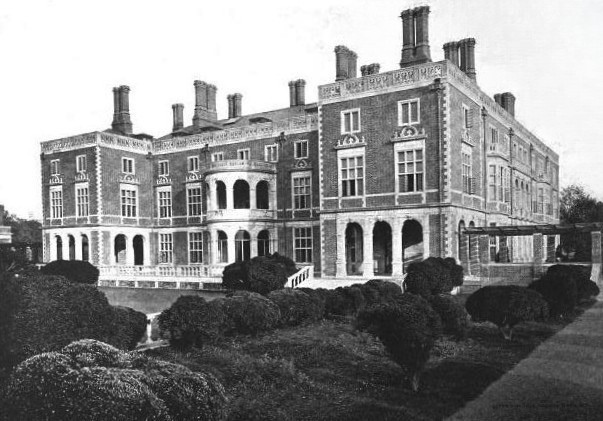 The former Herbert L. Pratt Estate, “The Braes," will host the North Shore Historical Museum's "Gatsby at 100" gala next month.