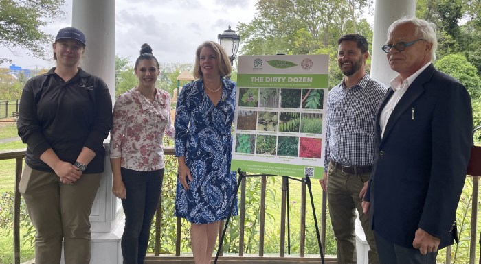 North Hempstead Horticulturist Helene Drozd, North Hempstead Environmental Control Specialist Meagan Fastuca, North Hempstead Town Supervisor Jennifer DeSena and Frank Piccininni and Marshall Brown of Spadefoot Design & Construction