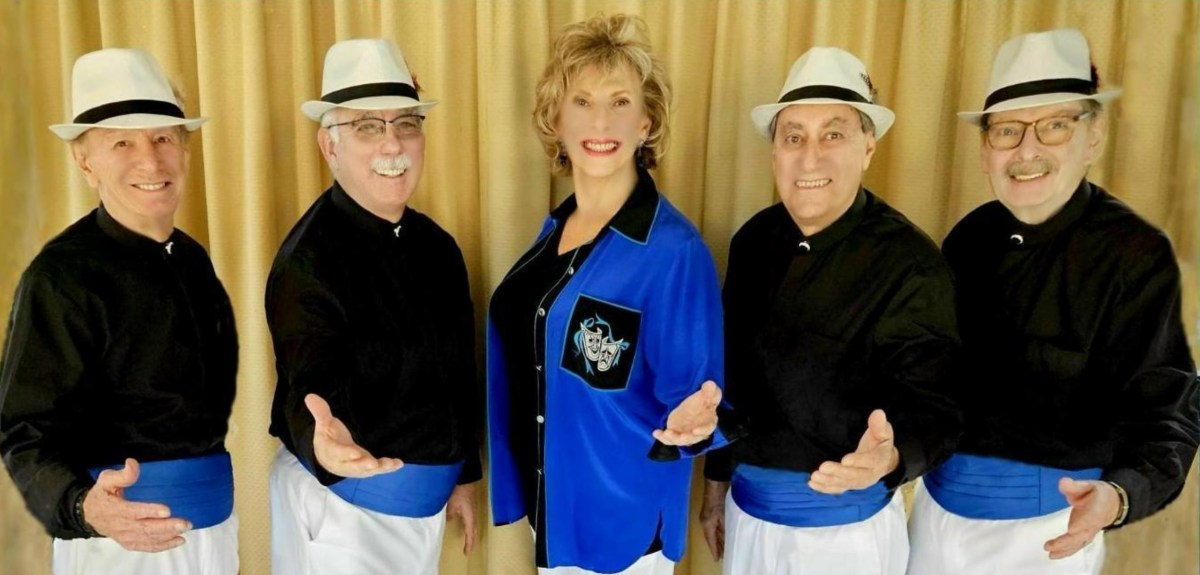 Dream, a musical group, will perform at Great Neck Library.