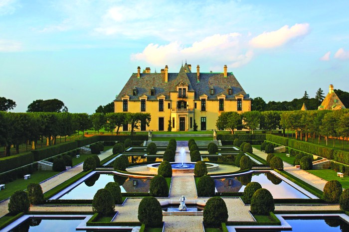 Gatsby mansions