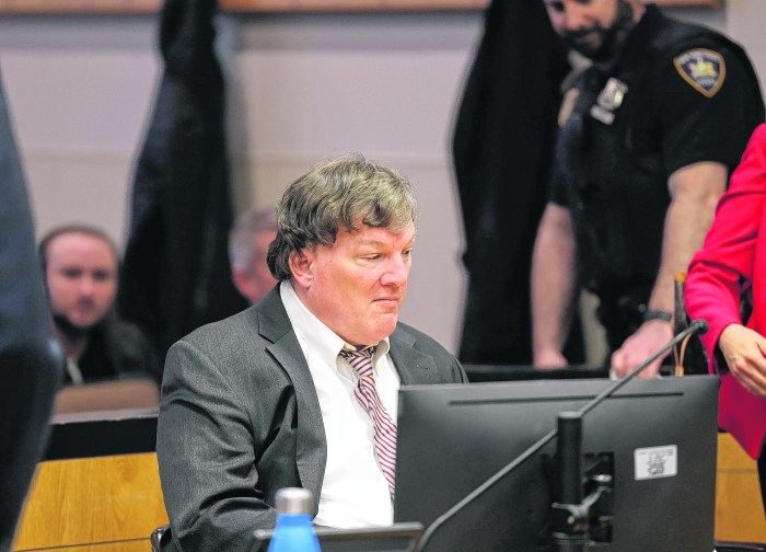 A distinguished law professor and former Manhattan prosecutor believes there is evidence linking alleged Gilgo Beach killer Rex Heuermann to other murders.