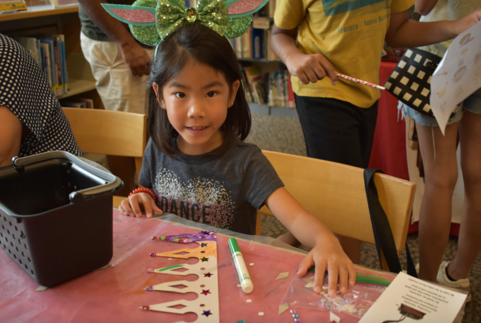 Sy-Con had activities for all ages, including arts and crafts.