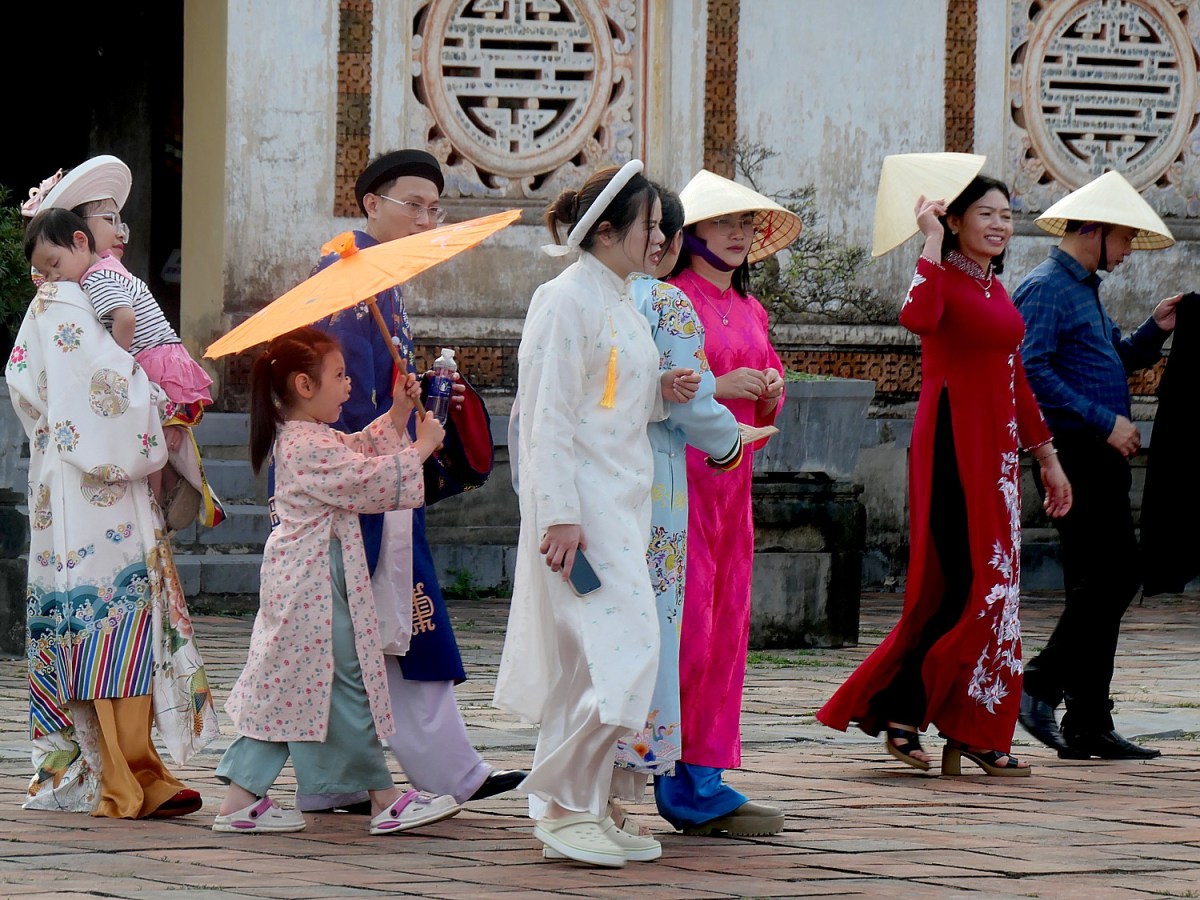 Bike-Vietnam-L_021525_2162e2 (c) Karen Rubin-Citadel