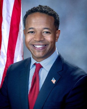 Carrie-Legis.-Headshot