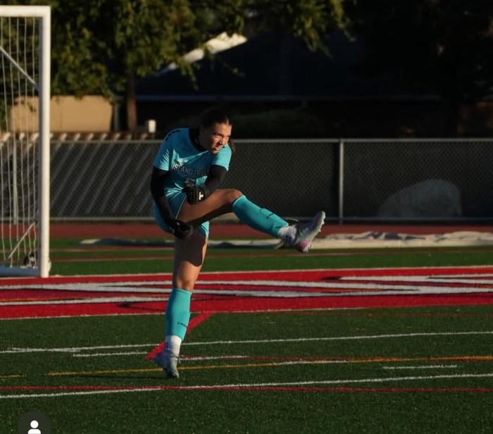 Goalie 1