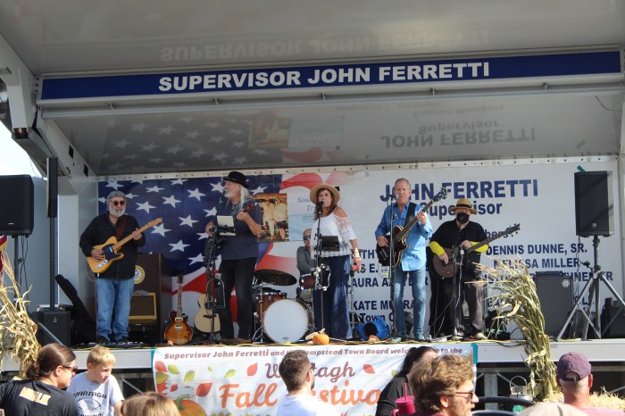 Live music filled Railroad Avenue during Wantagh's Fall Festival, hosted by the Wantagh Chamber of Commerce in partnership with Mulcahy's.