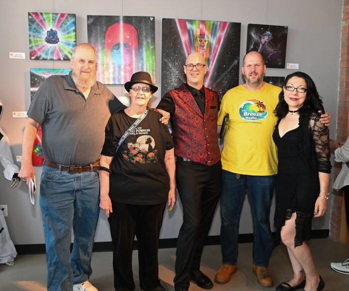 Jay Stuart (C.) with his family - Richard Stuart, Jeanette Stuart, Joshua Stuart and Melissa Stuart.