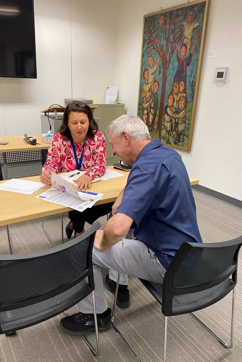 Council Member Mariann Dalimonte will meet with residents of District 6 during mobile office hours to discuss local issues and provide updates from Town Hall.