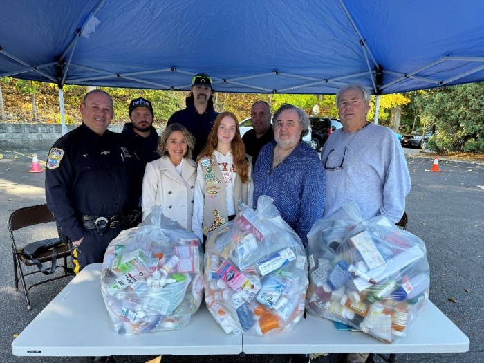 Port Washington Water District members and others helped to collect nearly 400 pounds of unused or expired pharmaceuticals and medications in 2024.
