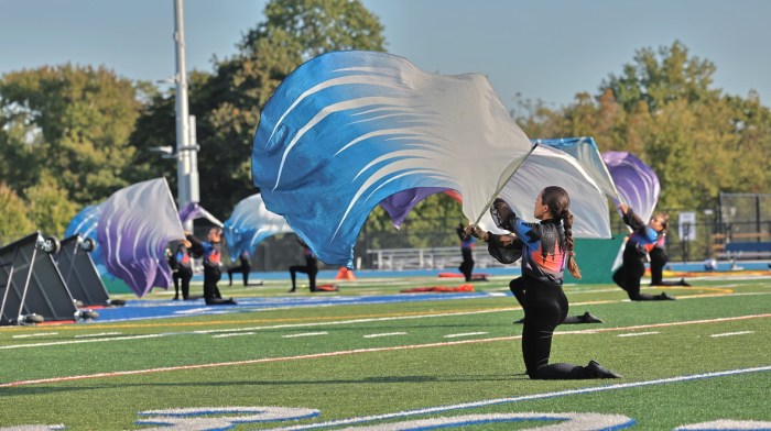 Roslyn Marching Bulldogs.