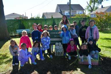 A class photo at the Friendship Garden.