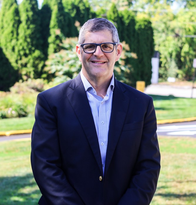 Michael Schlank, the new executive director of Sid Jacobson JCC, spent his first week on the job participating in events.