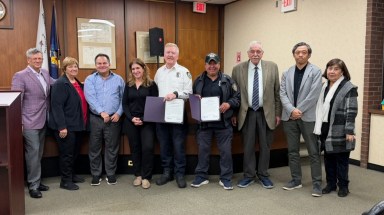 Farid Huezo and Terence O'Connor were given certificates of commendation for their involvement in finding a lost child.