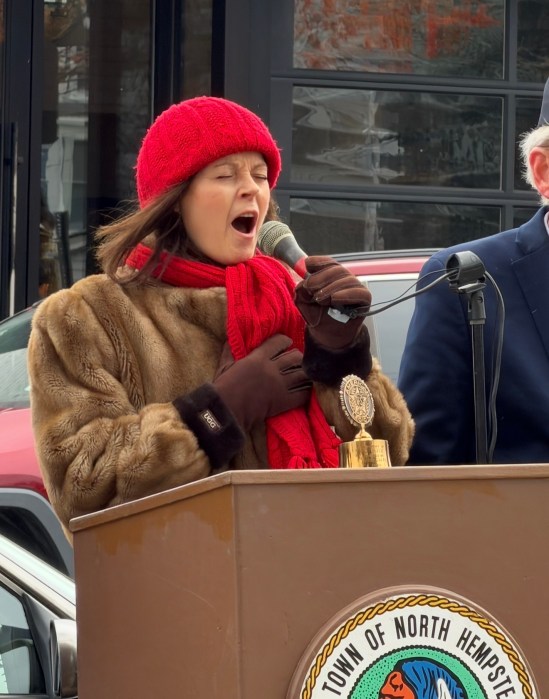 Catherine Lau sang the National Anthem and “God Bless America.”