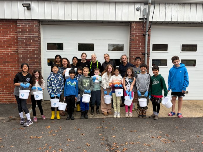 The Port Washington Public Library hosted a back to the pond for frogs and fish with the help of Port Washington children.