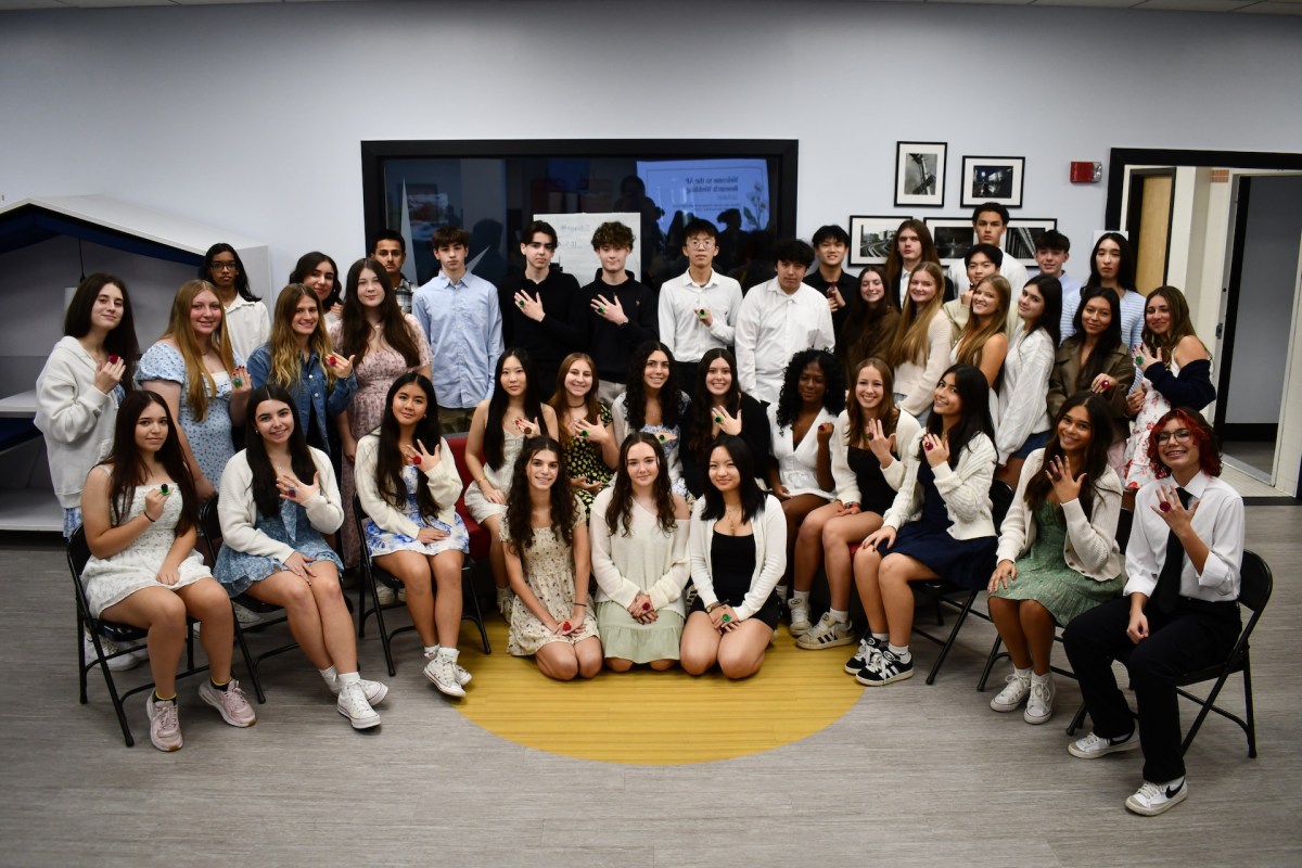 Mineola High School learners gathered to celebrate “tying the knot” with their research projects at the annual AP Research Wedding Ceremony on Dec. 5.