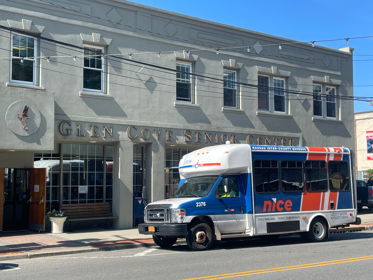 The Glen Cove Senior Center currently lot of the future apartment building