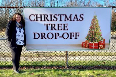 Council Member Mariann Dalimonte at Mulchfest.