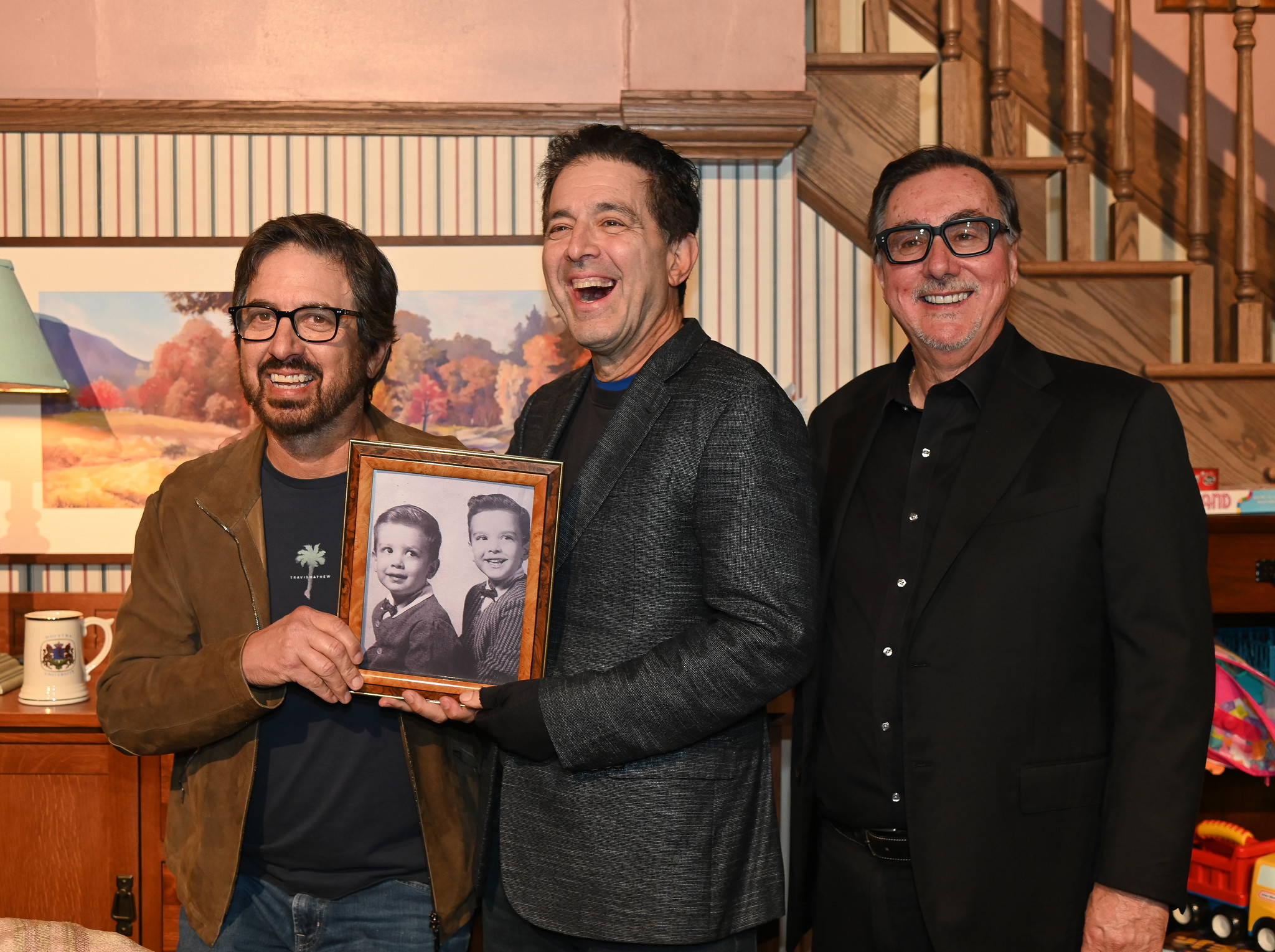Ray Romano visited the 'Everybody Loves Raymond' 30th anniversary exhibit at the Long Island Entertainment Hall of Fame (LIMEHOF)