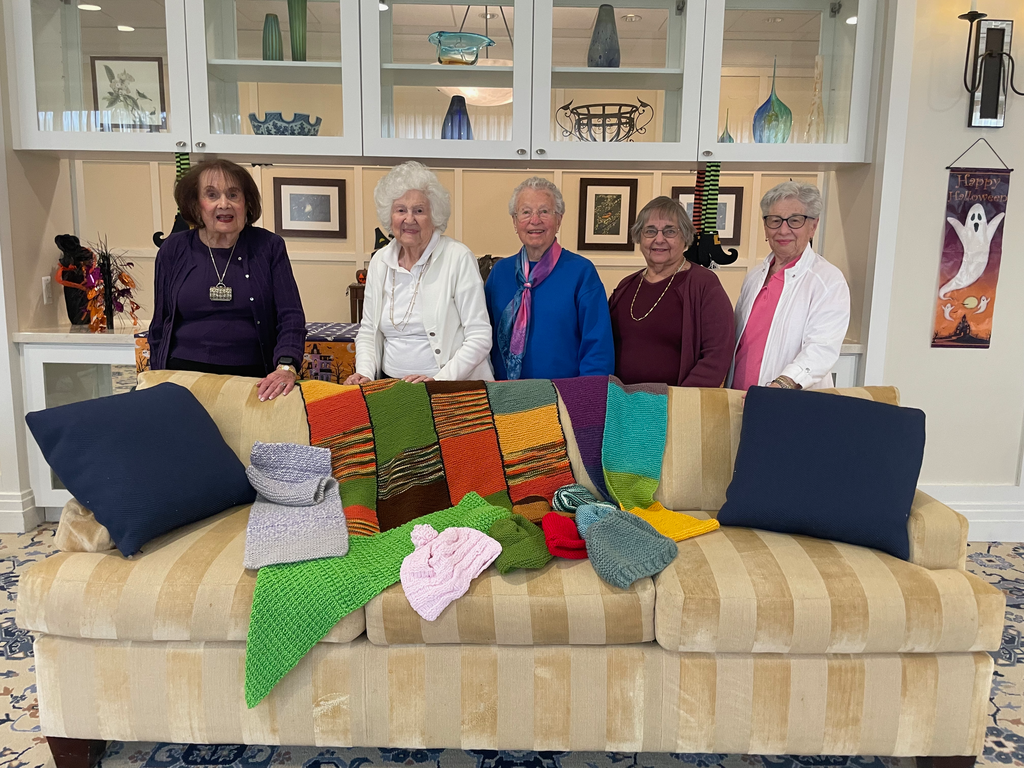 The Knit Wits: Marilyn Eisenstadt, Lydia vanGrover, Marilyn Bromley, Joan Levine, and Fran Schmidt.