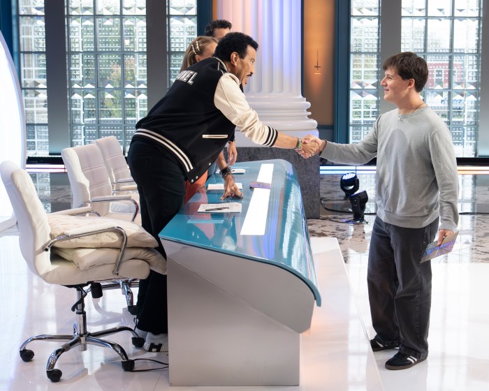 Jesse Findling impressed the "American Idol" judges with his singing performnace.