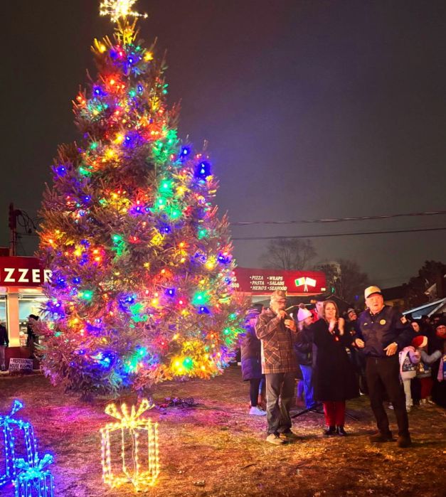 The civic association hosts a tree lighting ceremony each year along with several other events.