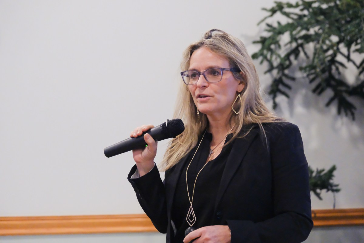 Concerned Glen Head community gathers for education session on Propel NY Energy project