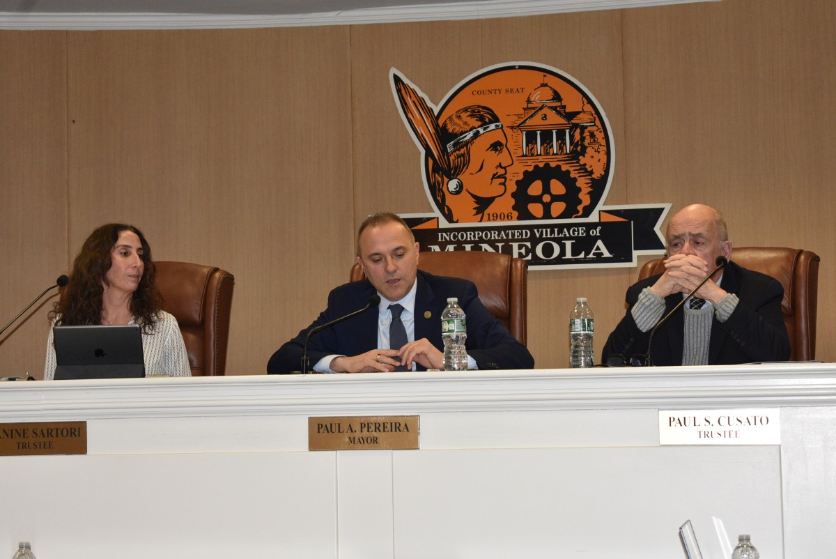 Mayor Paul Pereira addressed the public alongside trustees at a Board of Trustees meeting.