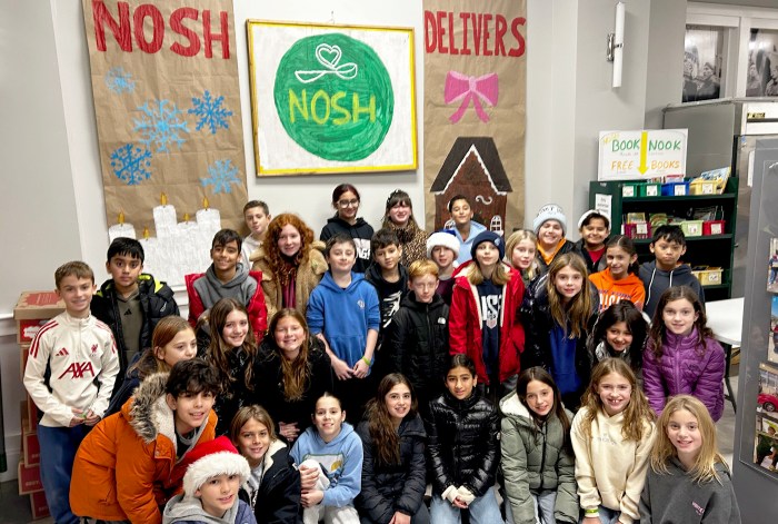 Glenwood Landing Student Government Club and Community Service Club members. 