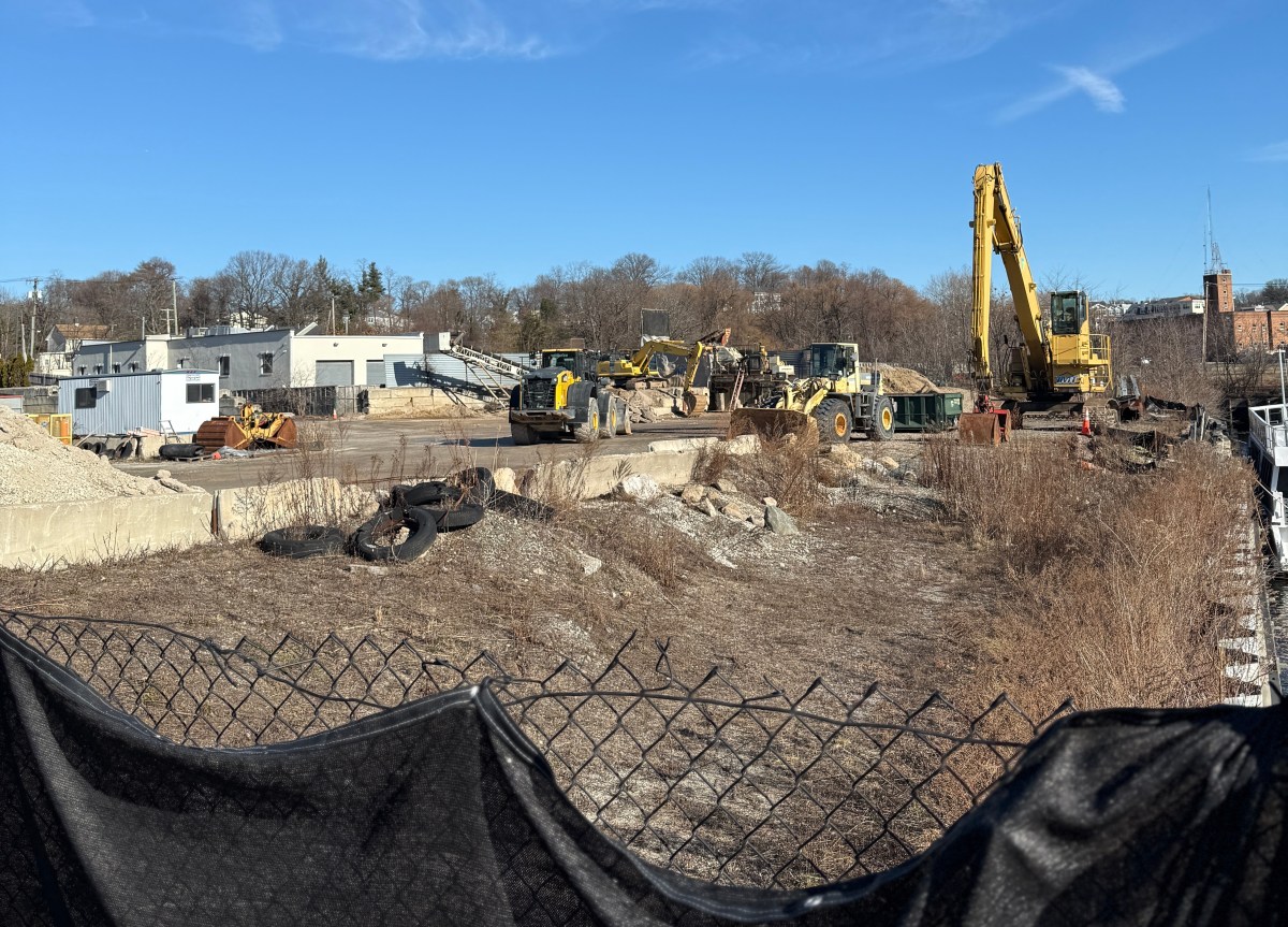 The EPA reviewed two Superfund sites in Glen Cove as part of its five-year review.