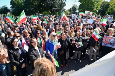 Long Islanders protest Iranian government at 2022 demonstration