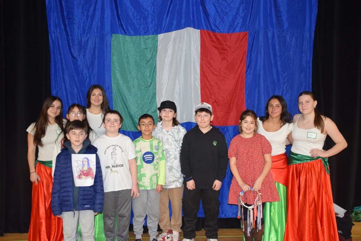 Bayville Intermediate School fifth graders danced “La Tarantella” with high school students.