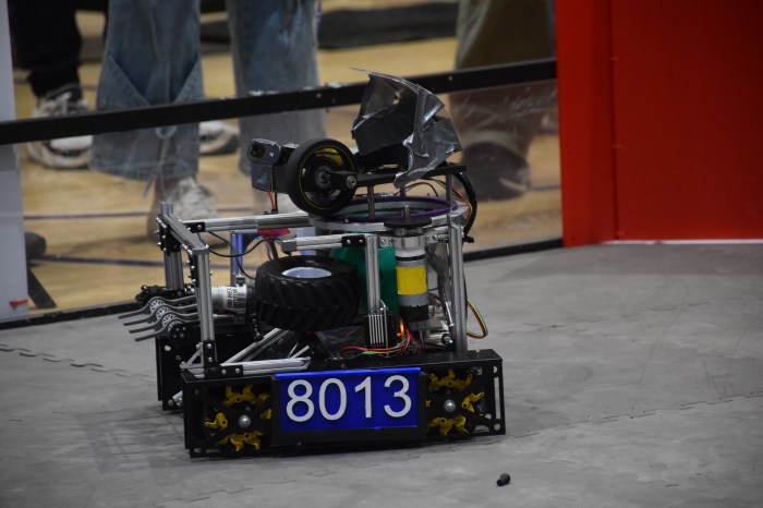 Team Kuiper’s robot navigated the course.