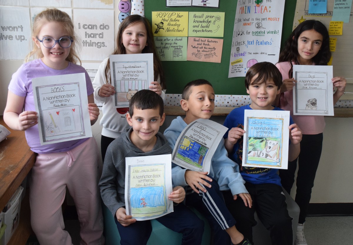 Seaford Manor Elementary School third graders recently completed nonfiction stories on expert topics.