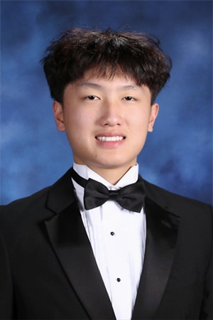 Roslyn High School Regeneron STS semifinalist Matthew Lin.