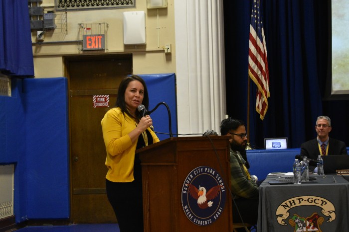 Garden City Park School principal Areyana Schmitt gave a speech to honor the elementary school’s 100 year anniversary.