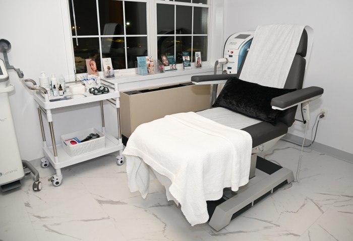 image 8 greenberg cosmetic surgery and dermatology smithtown office grand opening