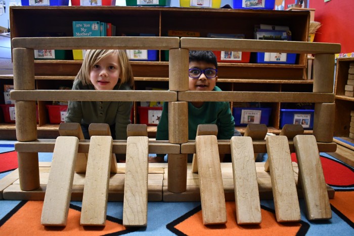 Learners played with musical instruments.