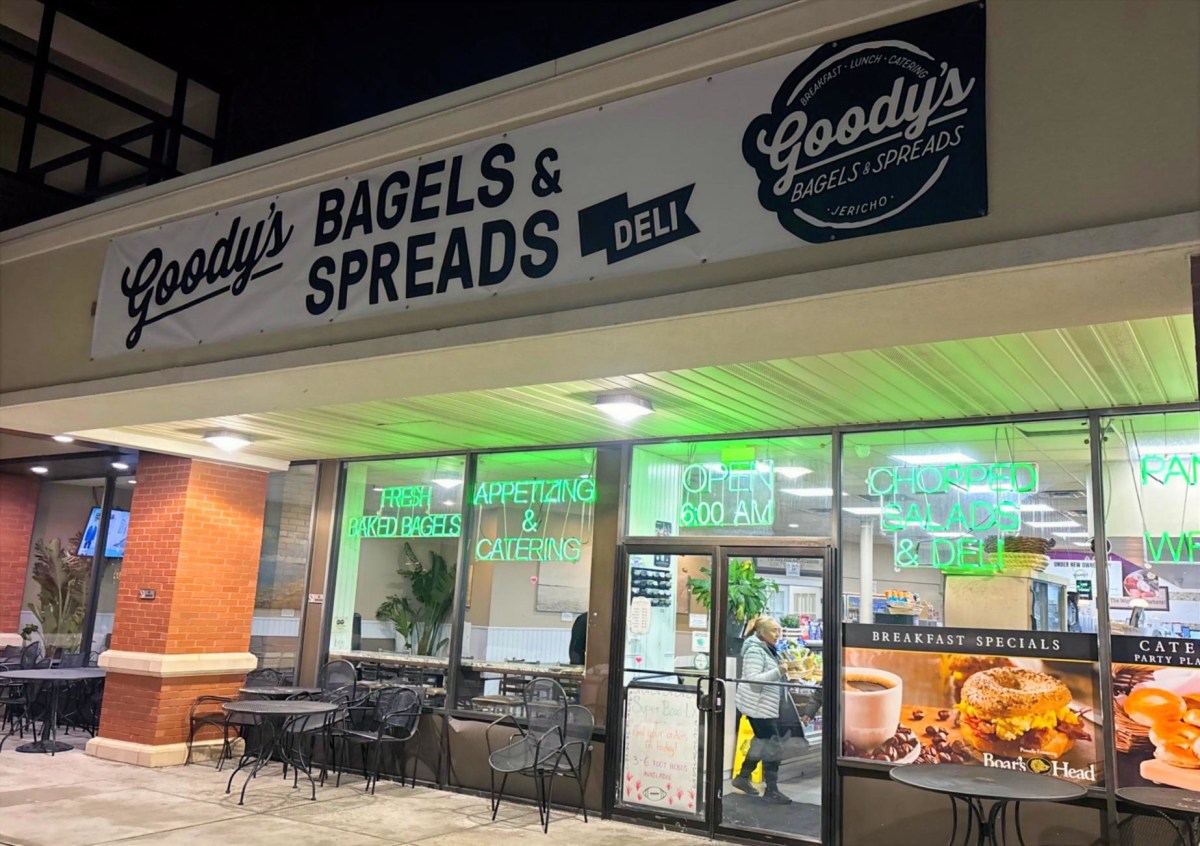 Goody’s Bagels & Spreads has opened a new location in the Jericho Commons shopping center.