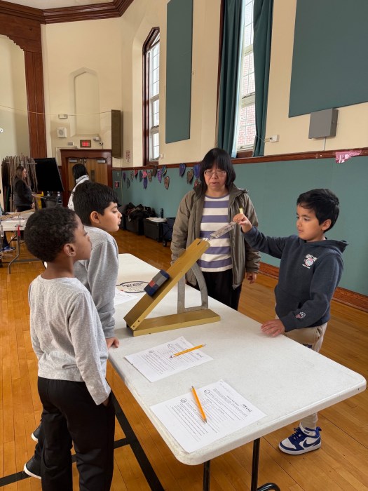 Manhasset elementary school third graders participating in Simple Machines program.