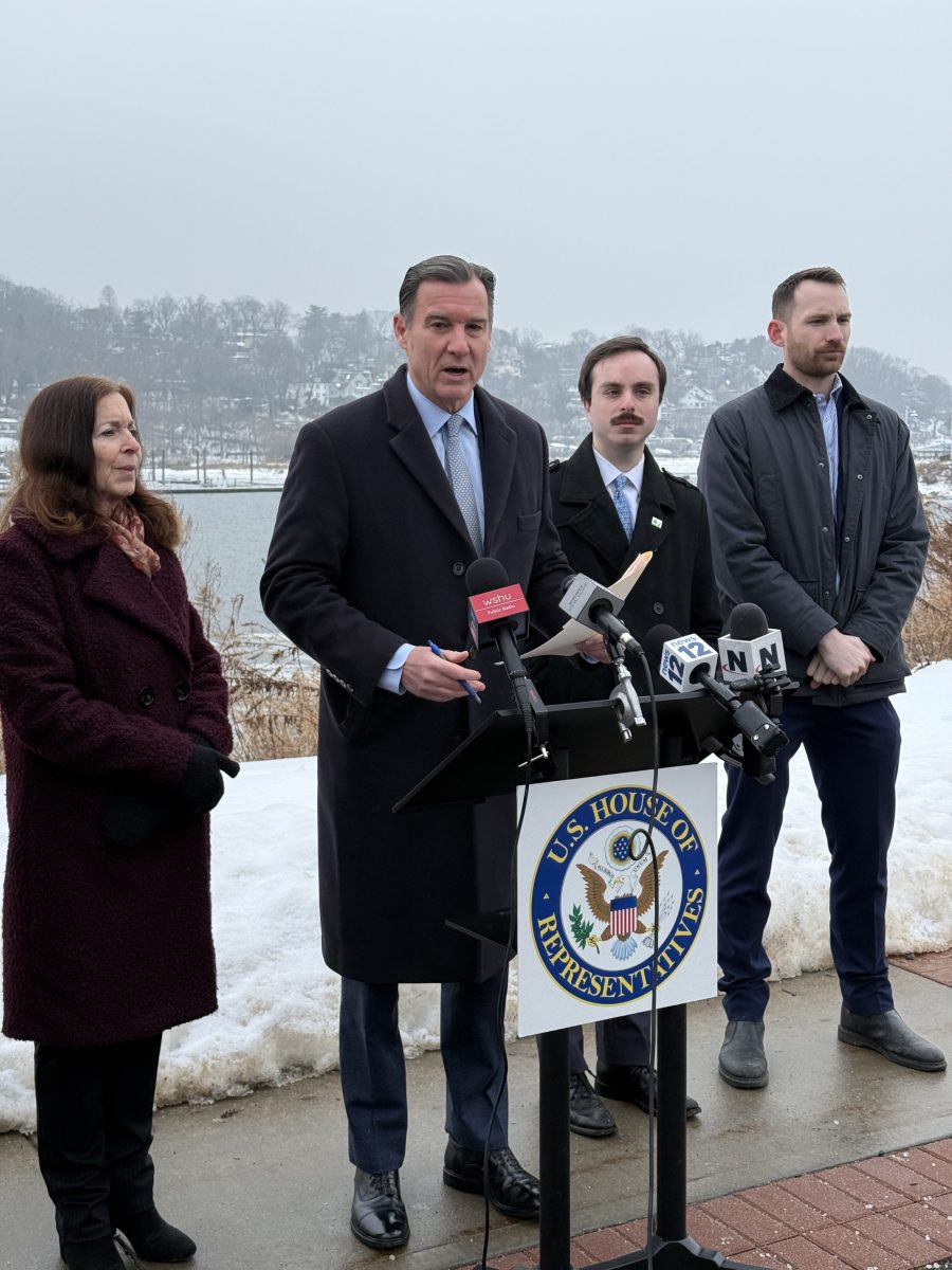 U.S. Rep. Tom Suozzi and environmental leaders called out the federal governments recent deregulatory actions.