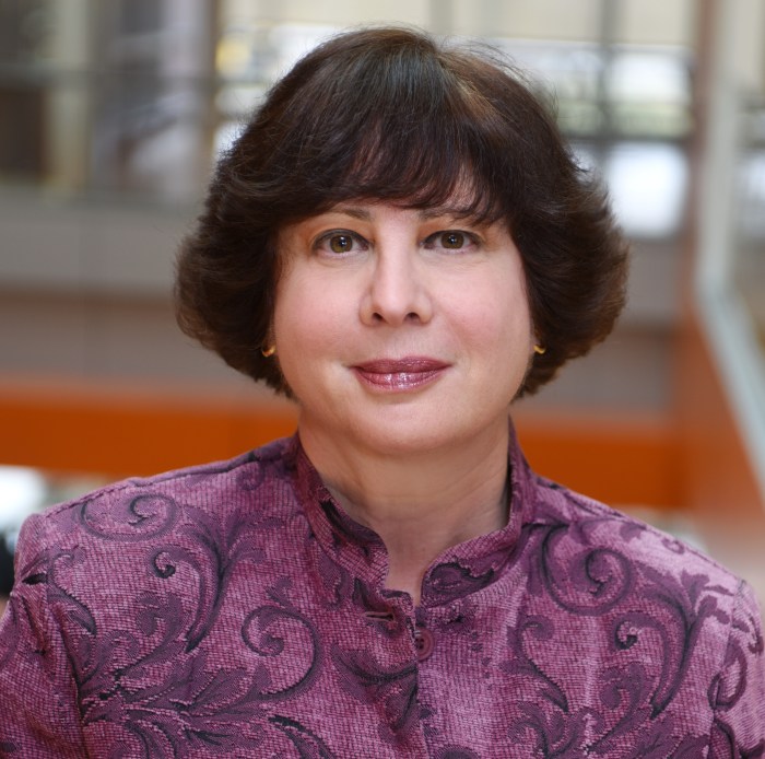 Multi-generational mentor and retirement journey advocate Leah Frankel will be a featured panelist at the “Rewriting Your Next Chapter” event in Westbury.